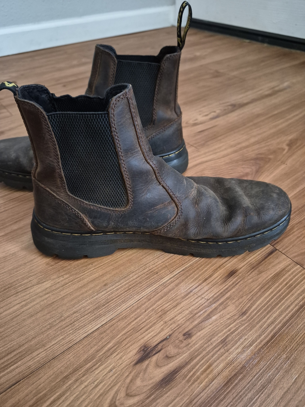 Dr. Martens Brown Leather Chukka Chelsea Boots with Black Elastic Size 11